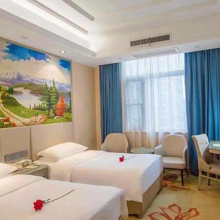Vienna Hotel Nanyang People Road Dış mekan fotoğraf