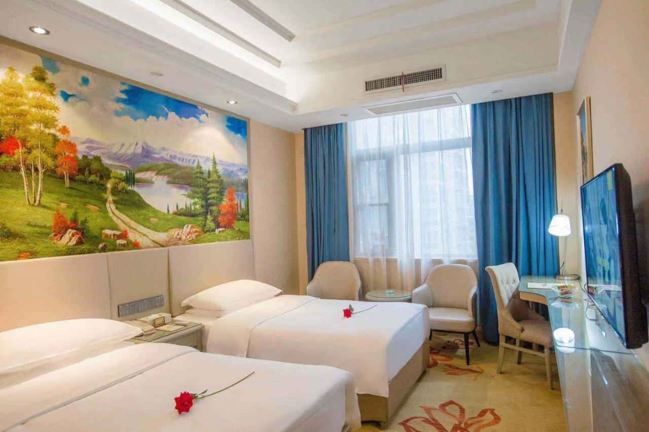 Vienna Hotel Nanyang People Road Dış mekan fotoğraf